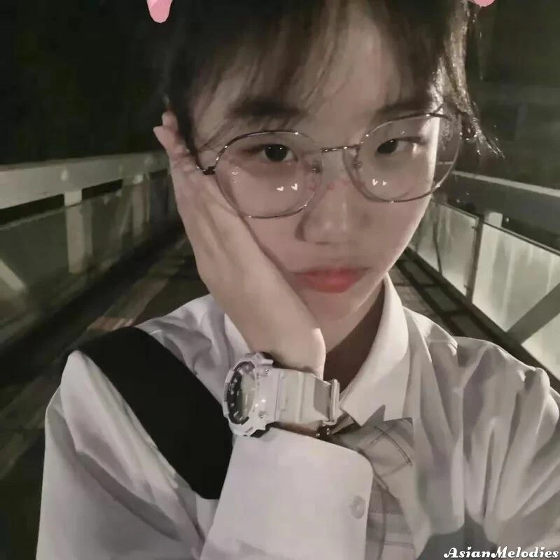 Feng Yan Profile image 1