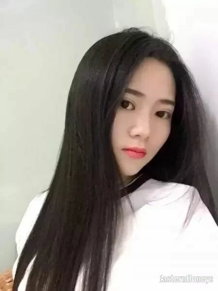 Yingsi Profile image 4